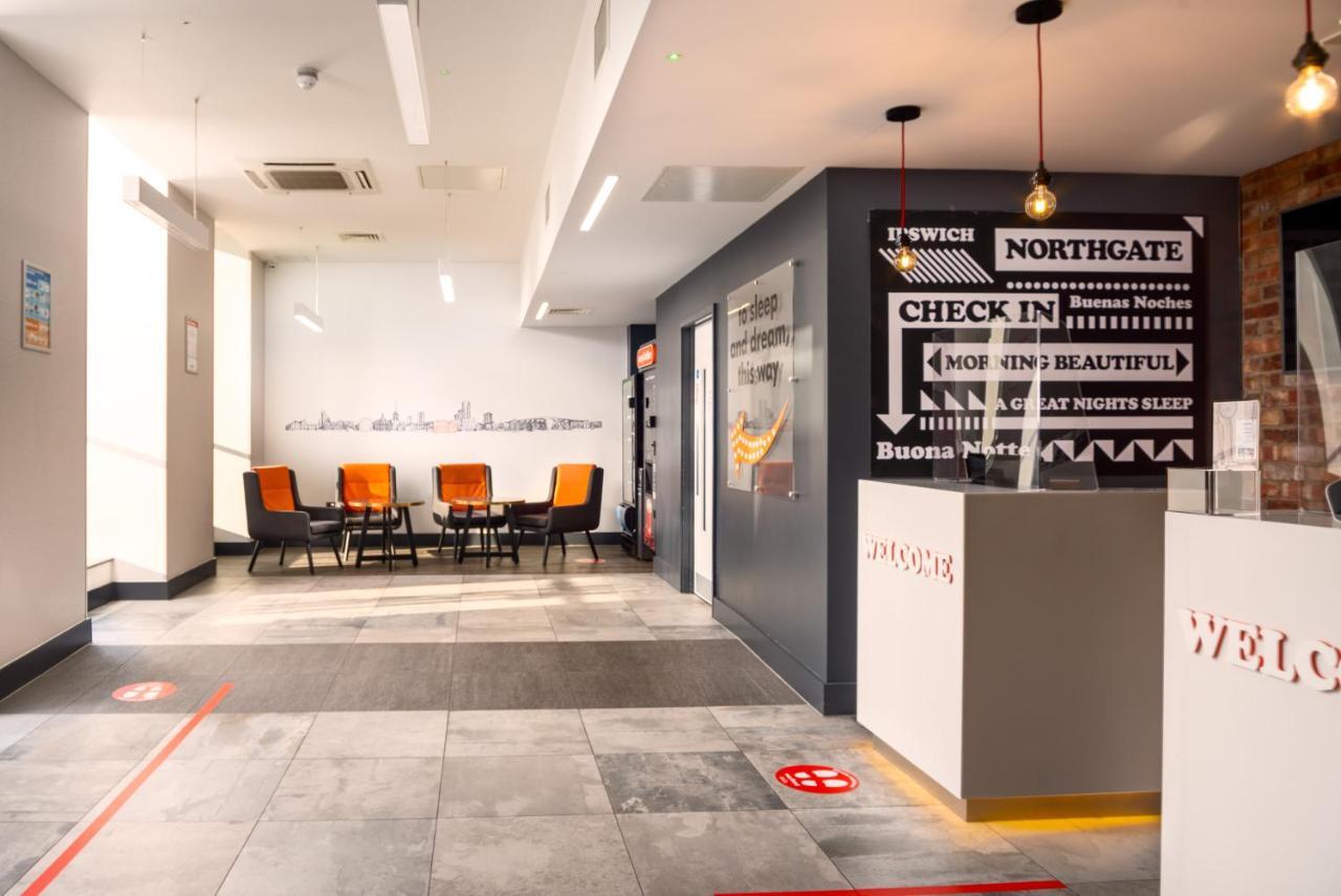 Easyhotel Ipswich Extérieur photo