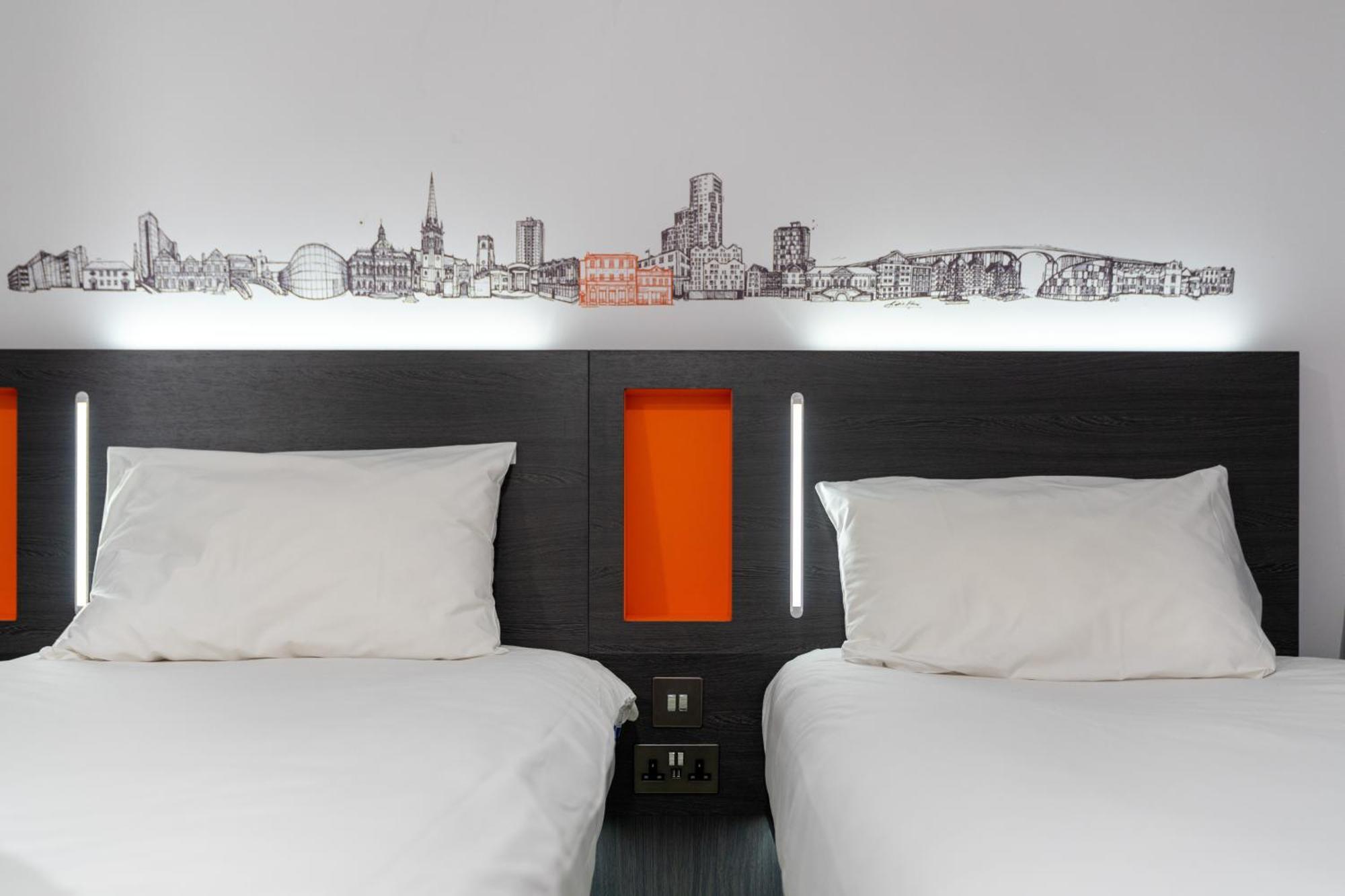 Easyhotel Ipswich Extérieur photo
