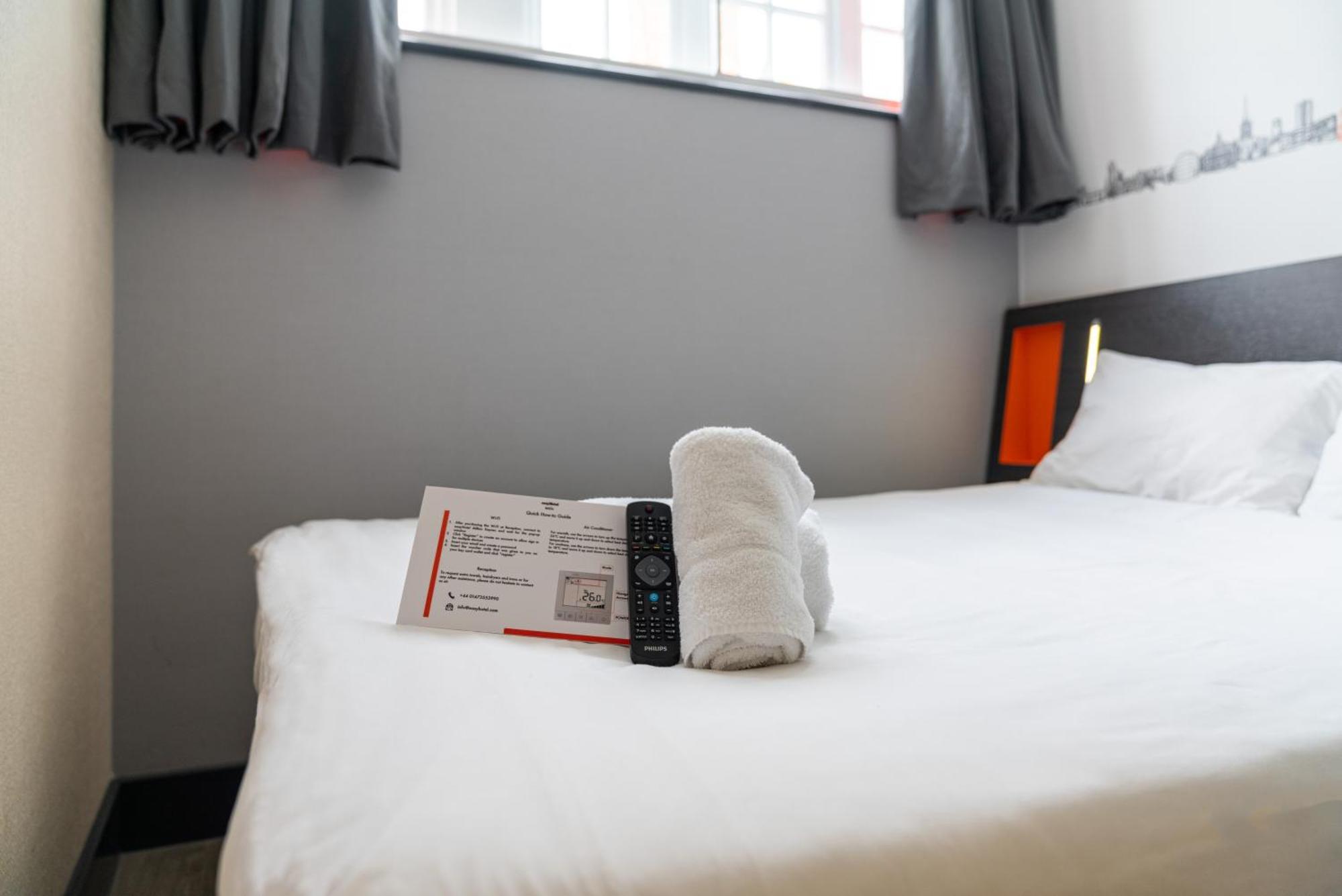 Easyhotel Ipswich Extérieur photo