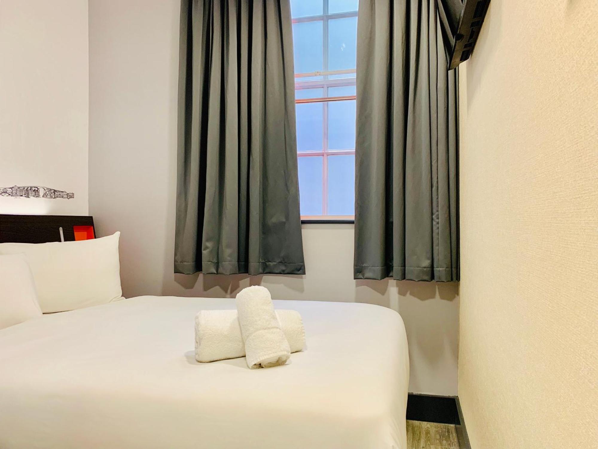 Easyhotel Ipswich Extérieur photo