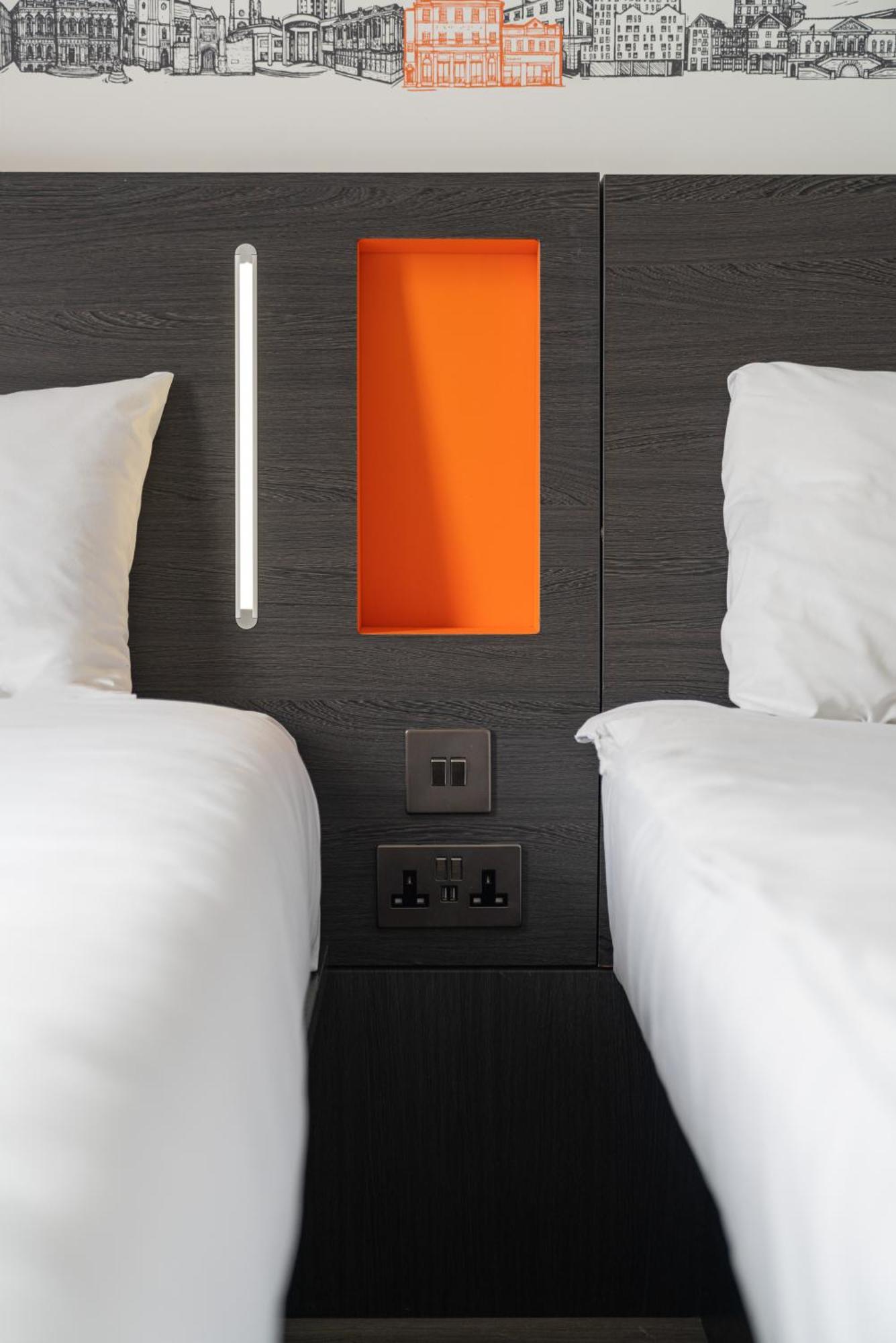 Easyhotel Ipswich Extérieur photo